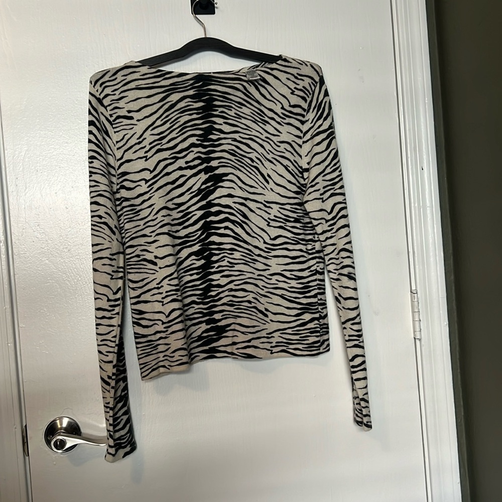 VALERIE STEVENS ZEBRA BOAT NECK SWEATER